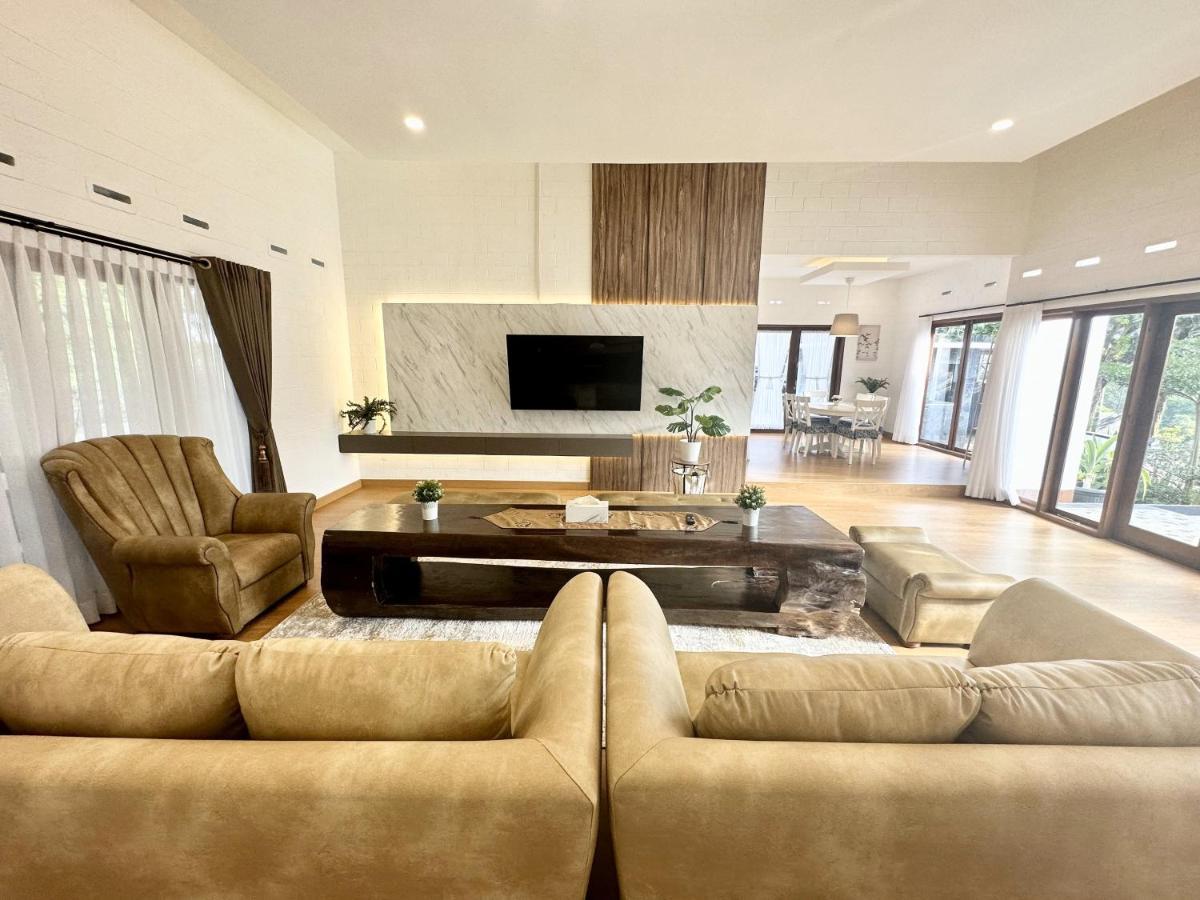 Villa Putih Le Cordon Bandung Exterior foto